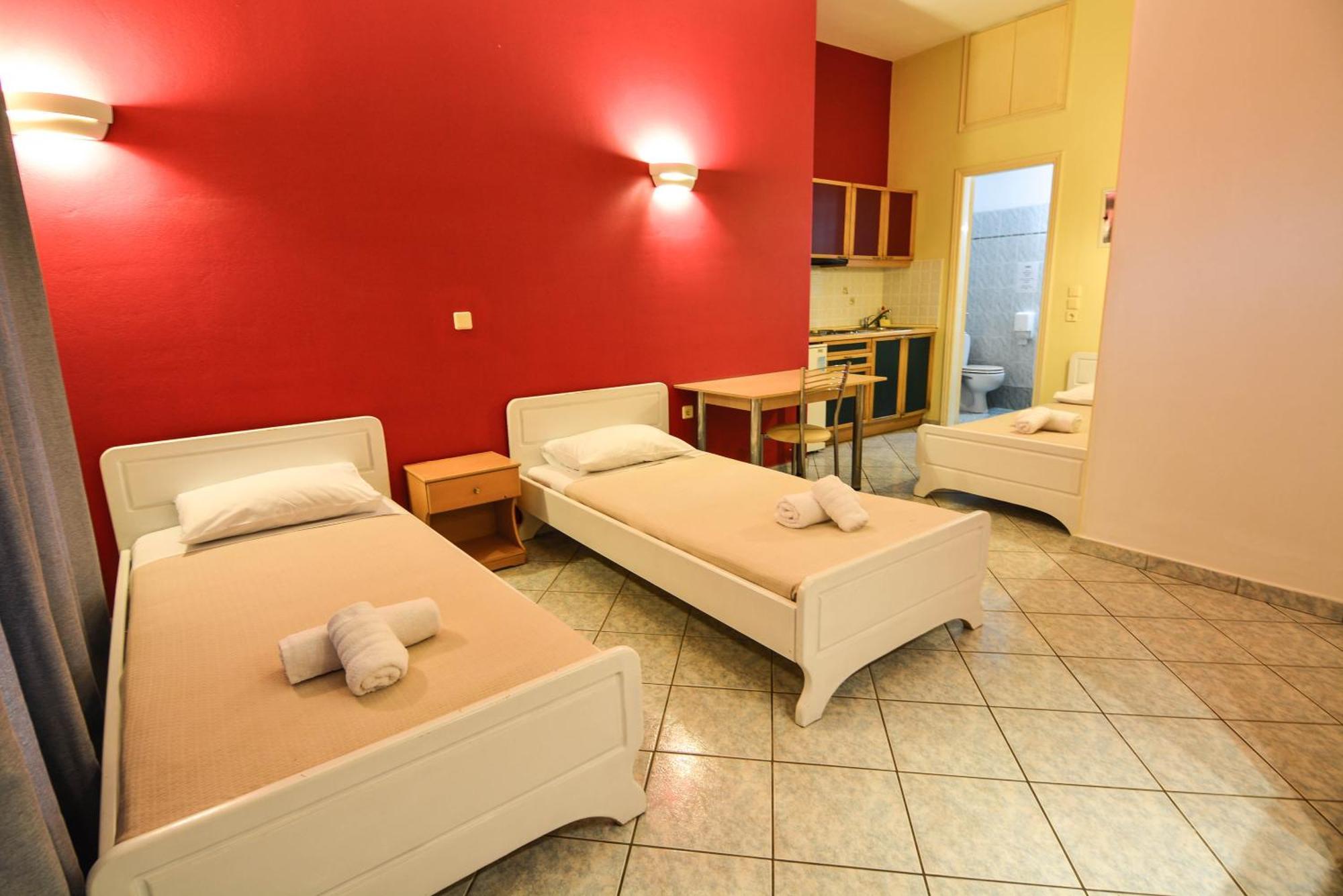 Epavlis Beach Resort بورتو خيلي المظهر الخارجي الصورة