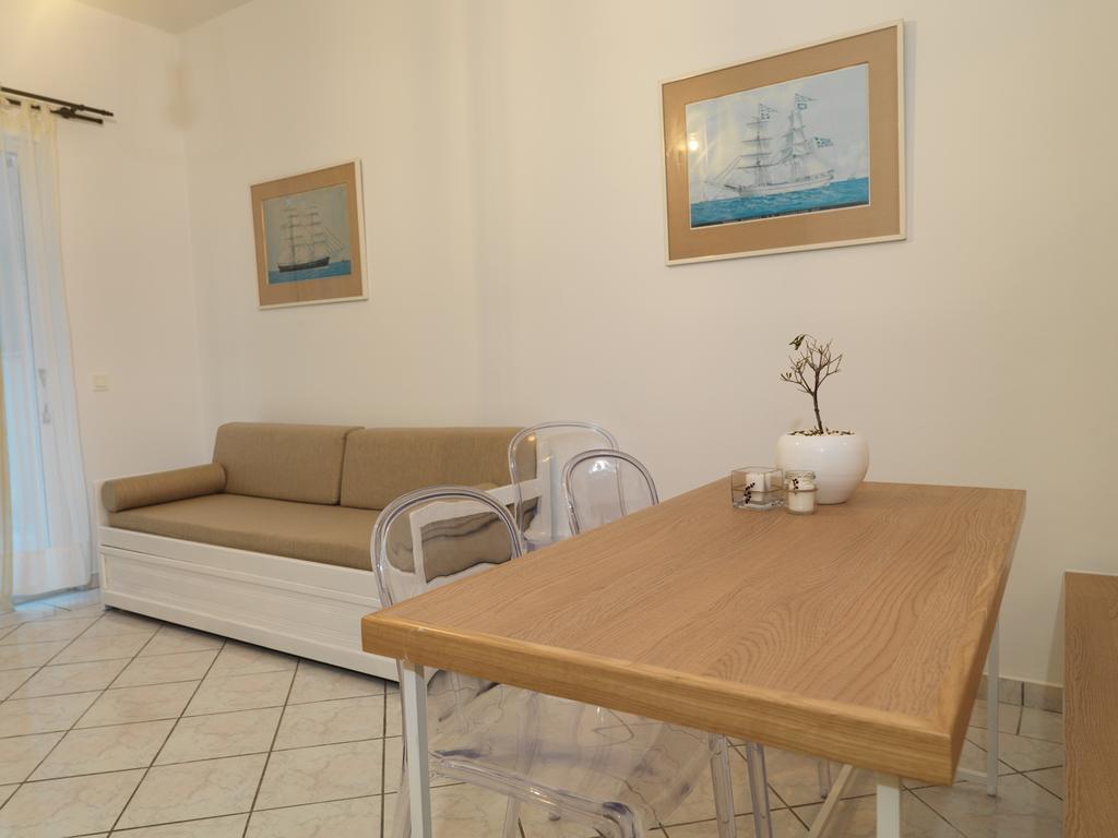 Epavlis Beach Resort بورتو خيلي المظهر الخارجي الصورة