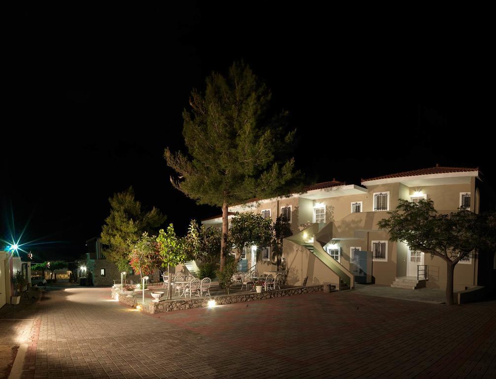 Epavlis Beach Resort بورتو خيلي المظهر الخارجي الصورة
