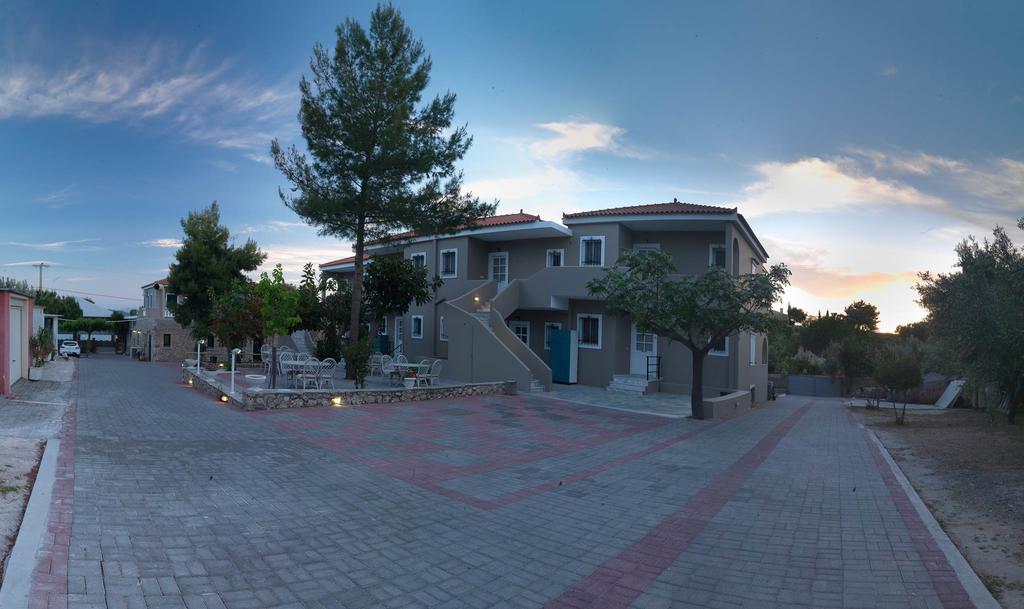 Epavlis Beach Resort بورتو خيلي المظهر الخارجي الصورة